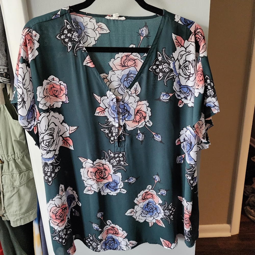 Maurices Green Short sleeve dress top